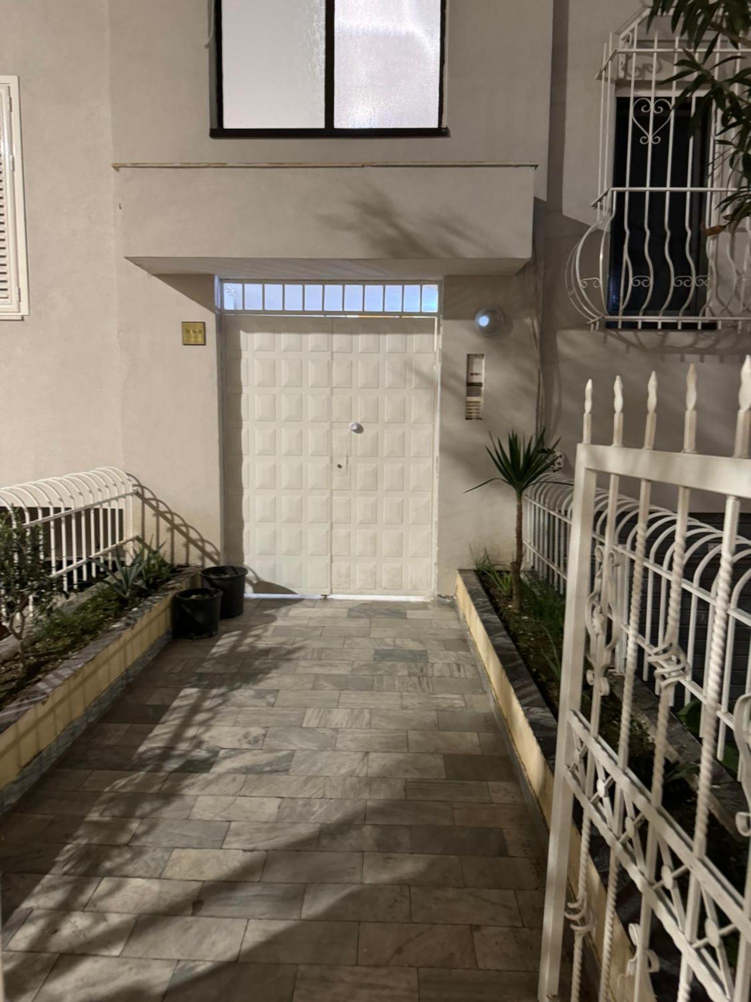 City Center Apartment Tirana Esterno foto